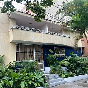 Casa Mosaiko Nutibara Laureles , Medellin Colombia