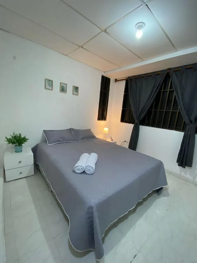 Habitaciones Independientes Cerca Al Aeropuerto 3 Cartagena 0*,