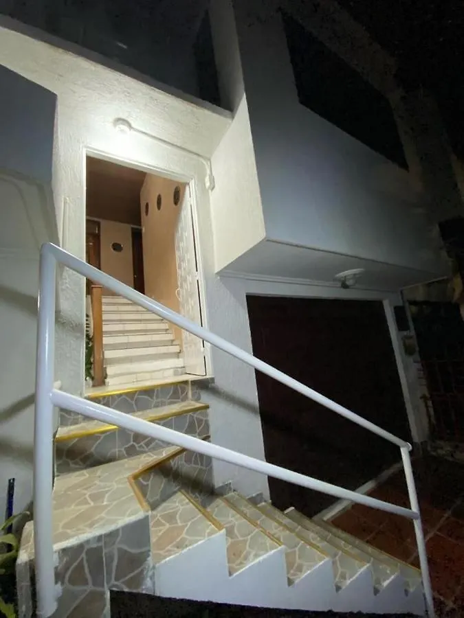 Guest house Habitaciones Independientes Cerca Al Aeropuerto 3 Cartagena Colombia